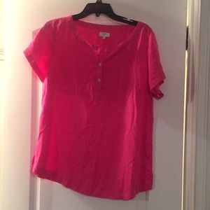 Pink short sleeve crown and ivy shirt